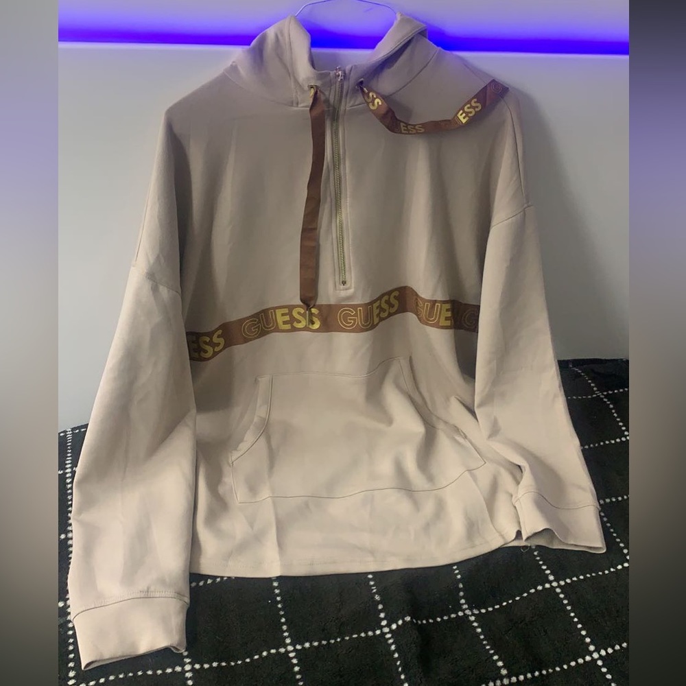 Beige and brown Guess hoodie for Women in Size Large
